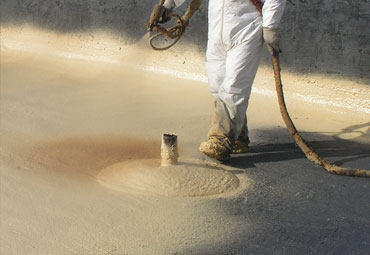 What are the benefits to spray foam roofing in Oakland?